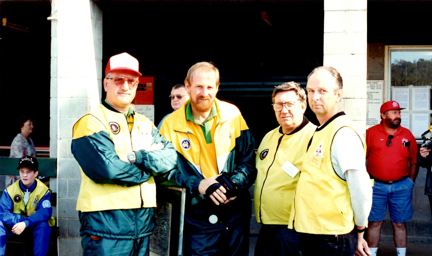 Aussies & Dennis Thornbury